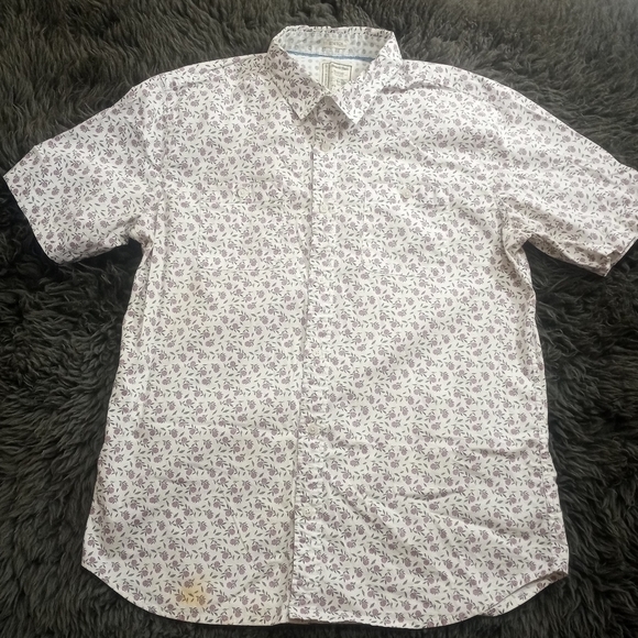 Alexander Julian Men's X Large Button Down Short Sleeve Shirt Rose Pattern - Picture 1 of 5